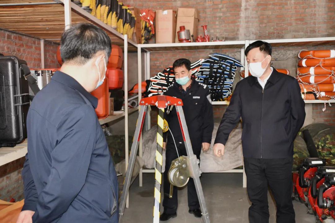 王连弟到大兴沟林业公司调研森林防火工作